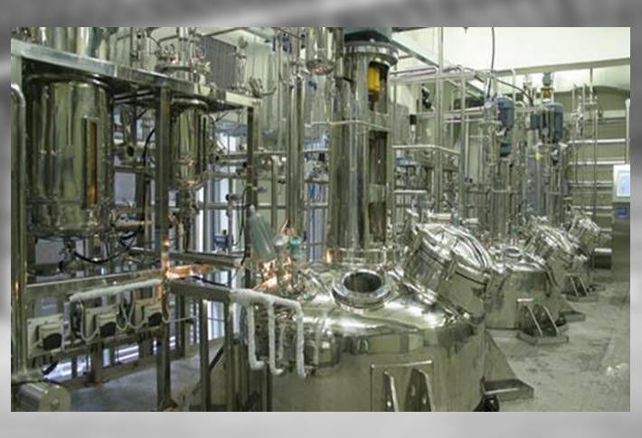 Stainless steel reactors and process vessels in a chemical plant